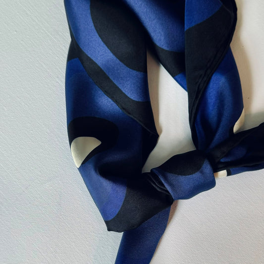 Silk Scarf 03 | 15-artefact drop | Myra artefacts 01