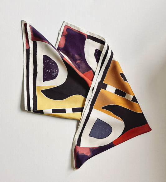 Silk Scarf 02 | 15-item drop | Myra artefacts 01